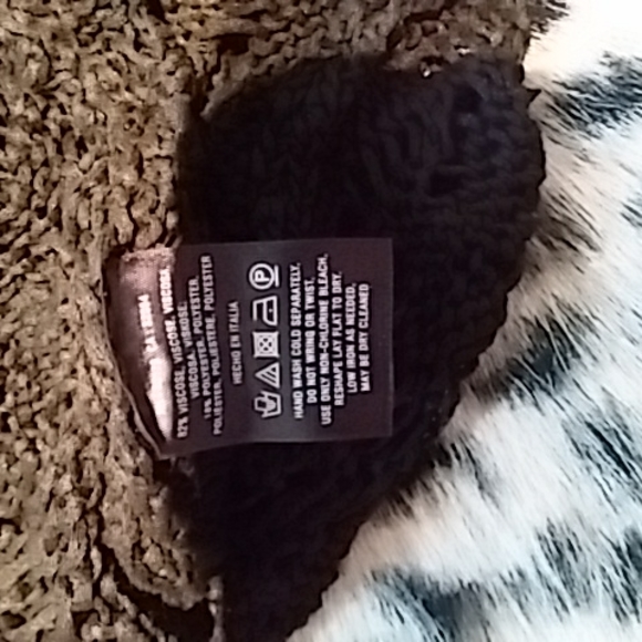 Thick loose knit sweater - Picture 3 of 4